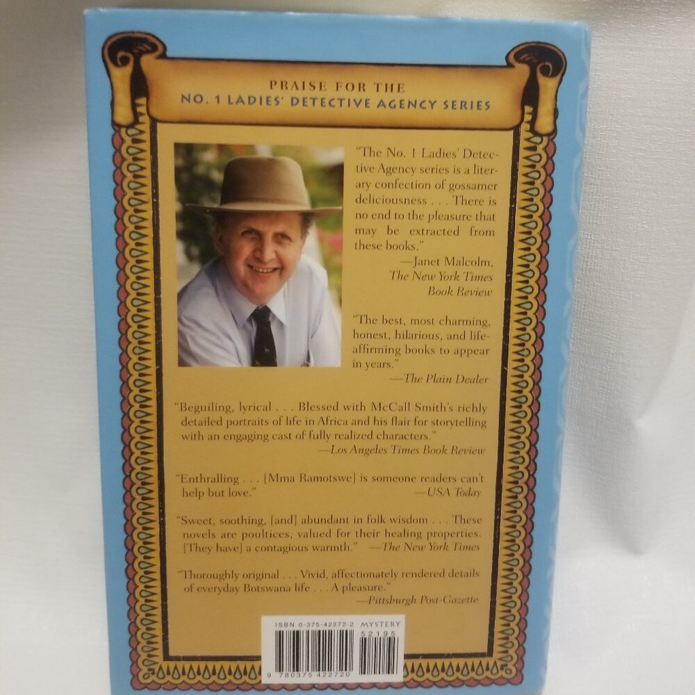 $7 if bundled: Alexander McCall Smith's No 1 L. Det. A.- Blue Shoes & Happiness - Picture 2 of 7